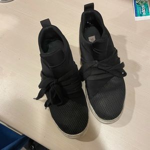 black steve madden shoes